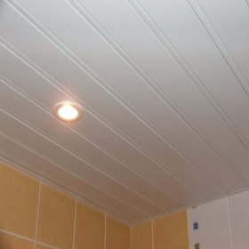 Реечный потолок комплект д./ванной 1.7х1.7м AN85A белый глянцевый с раскладкой белый глянцевый